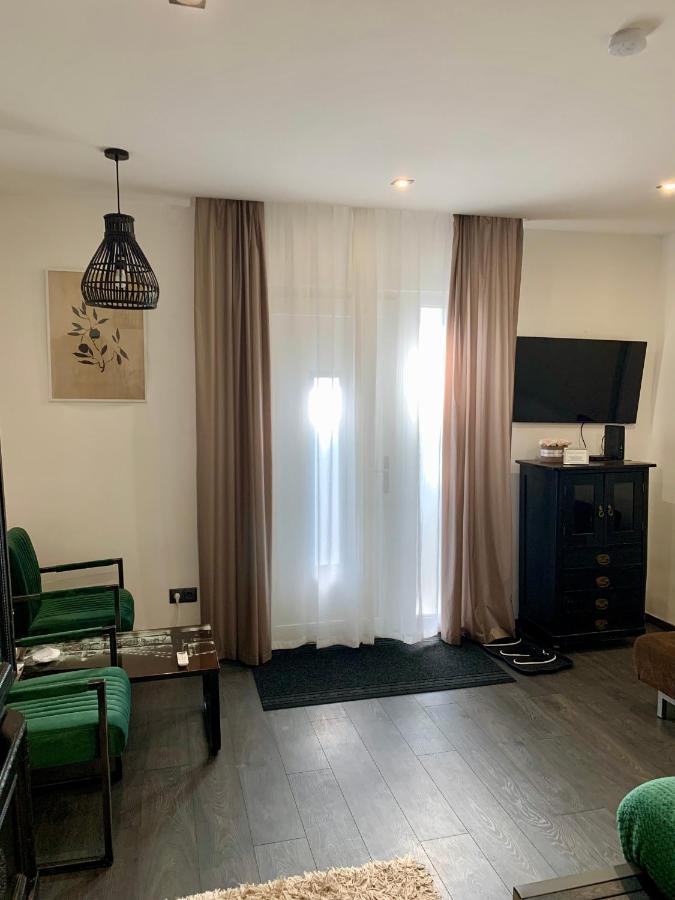Dimora Apartman Debrecen Eksteriør billede